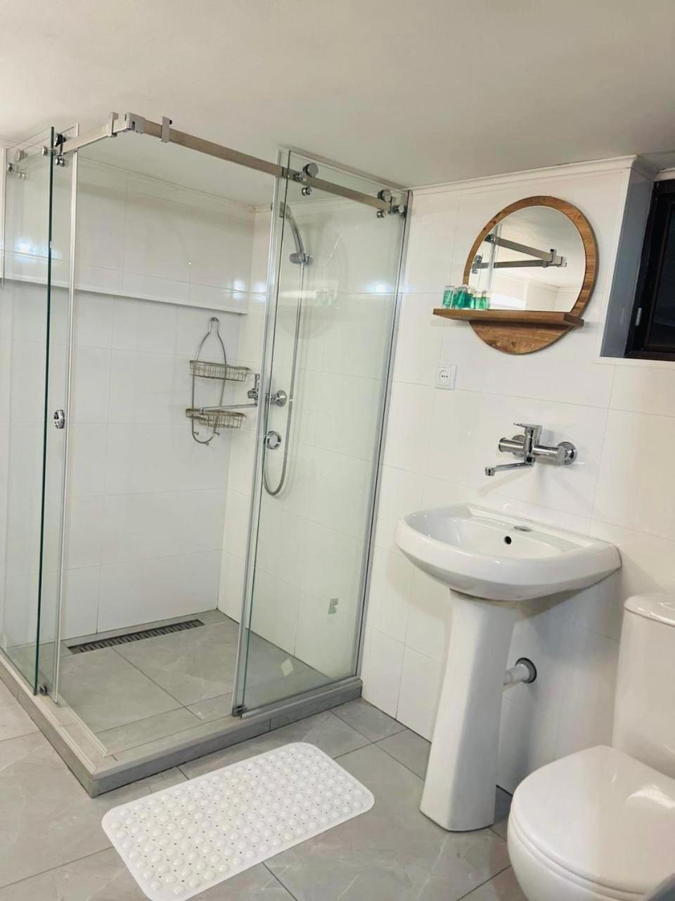 Tbilisi Tower Apartment エクステリア 写真